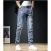 Jeans en détresse pour hommes, pantalons courts en Patchwork coréen, nouveaux pantalons à petites jambes décontractés et polyvalents à la mode pour le printemps et l'automne