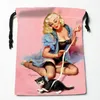 Pin Pin Up Girl Drawstring Bag 18*22cm Small Travel Women Women Small Ploth Gift Bolsa de Presente de Natal W-0616 Q7ZK#