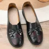 Casual Shoes 2024 Spring Pu Soft Sole Bekväm promenad andningsbar lätt zapatos para mujeres mode icke-halkande sneakers