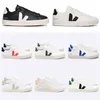 Breathable small white shoes French Couple Low Top Flat Shoes Women with Breathable V Shoes Men Casual Sneakers with Embroidered designer casual shoes t1