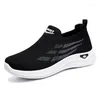 Casual Shoes 2024 Summer Fashion Flight Sticked Men's Leisure Walking Par Sports Mesh Breattable