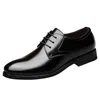 Robe chaussures hommes tenue d'affaires décontracté britannique pointu couleur unie dentelle cuir pour hommes hommes sans lacet large