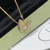 Heißer Van 925 reines silbertes, plattiertes 18k Gold Voll Diamant Schmetterling Halskette Süßes Japanisch und Stil hoher Kohlenstofftrikolor dick