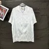 디자이너 자수 셔츠 남성 캐주얼 버튼 업 셔츠 여름 셔츠 공식 비즈니스 셔츠 캐주얼 짧은 슬리브 남성 셔츠 통기 가능한 티셔츠 의류