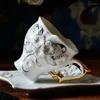 Conjuntos de chá estilo europeu retro ocidental ouro e prata copo de cerâmica conjunto com uma colher de porcelana para o chá da tarde