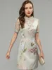 Vestidos de fiesta MoaaYina Diseñador de moda de verano Estampado floral Mini vestido de una línea Malla de mujer Cuello vuelto Botón de cristal Lentejuelas cortas