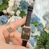 Luxury Lady Watches Top Marka skórzany pasek Kobiety Zegarń Zwycięzca Diamond Projektant mody Watch na damski dzień Matki Świąteczny prezent urodzinowy