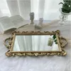 Decorative Figurines Nordic Light Luxury Ins Gold Storage Tray Creative Modern Square Glass Mirror Cake Plate Retro Po Props