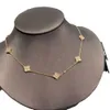 10 Diamond Clover Brand Fashion Cleef Högkvalitativ gulddesignerhalsband med låda för kvinnors smycken