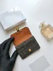 Femmes de luxe CardHolder Designer Portefeuille Carte d'identité Porte-monnaie en cuir de vachette Mode Clé Pochette Porte-cartes Porte-monnaie Zippy Chaîne Argent Portefeuilles avec boîte