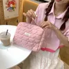 Bolsas de cosméticos con flores dulces para mujer, bolso acolchado de gran capacidad, estuche de maquillaje de amor para mujer, bolsos de mano de almacenamiento de viaje