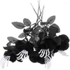 Fleurs décoratives 42 cm de longueur Halloween Roses artificielles noires avec os de la main bricolage maison fête Bouque décor horreur terreur atmosphère accessoires