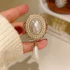 Broscher franska vintage vit pärla spetsar för kvinnor elegant blommig design dingle waterdrop corsage kostym klänning stift tillbehör
