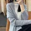 Kvinnors stickor Cardigans Autumn Winter 100 ulltröjor Casual Loose Knitwear Jackets V-ringning Toppar Fashion Grey Bluses Sha