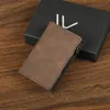 Förvaringspåsar 2024 för Apple Airtag Wallet Men Carbon Fiber Fashion ID Holder RFID Slim Slide Designer korthållare