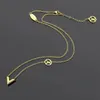 Luxe ontwerper 18K Gold V ketting Dames topkwaliteit roestvrij staal Gold Chain kettingen Fashionpaar sieraden geschenken voor vrouw mannen accessoires Groothandel