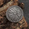 Brosches Retro Punk Pirate Compass Amulet Brosch Isländska Witchcraft Metal Badge Men's Personality Charm Suit Accessories Gift