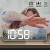 Настольные часы Musik LED Digital Wecker Temperatur Datum Display Настольный Spiegel Uhren Hause Tisch Dekoration Elektronische Uhr 2000 мАч