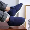 Pantoufles hommes maison hiver coton chaussures femmes maison intérieure chaude semelle souple diapositives mâle antidérapant pantoufle mocassin chambre chaussures