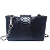 Bolsas de ombro Bolsa de couro com padrão de cobra preta S Ins Python Crossbody Factory Wholesales Clutch Purse