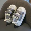 Zomer platte sandalen voor kinderen mesh stof ademende kinderen schoenen anti-slippery sneakers voor jongens ergonomie peuter schoenen baby 240417