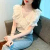 Women's Blouses Chiffon Summer Lace Patchwork V-Neck Tops Vrouwen borduurwerk mode mode ruche zoete dames bijgesneden geplooide vrouw