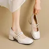 Chaussures habillées Spring Women's Ladies High Heels Casual Mary Janes White Square Toe Design Career et Commutation Korean Style 41-43