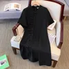 Vestidos de tamanho grande 150 kg Busto feminino 154 Verão LONCO ESTILO CHINESSO MELHORIDO BOTOL UP Cheongsam Vestido preto 5xl 6xl 7xl 8xl 9xl