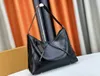 Neue Carryall dunkle Handtasche Designer Frauen weiche Schaffell -Umhängetasche Mode All Black Gurt Damen einzelner Schulterkreuzkörper M24861