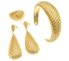 18K italienska guldarmbandsmycken set hela lyxiga senaste design kvinnor039s örhänge ringsmycken uppsättningar b01055436010
