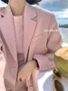 Frauenanzüge Insozkdg High-End-Design Einfacher Anzug Jacke 2024 Frühling Herbst Mitte des Längen All-Match Office Lady Blazer