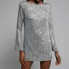 Robes décontractées Fomes Fashion Shiny Sequins Mini robe élégante lâche raide O-cou à manches longues Prom Sexy Party Club Club Vestidos