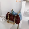 Umhängetaschen Goldenes Ketten Design für Frauen kleine Baguette -Handtasche hochwertige Pu Leder Hand Damen Retro Retro