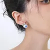 Dingle örhängen thaya eleganta kvinnor örhängen handgjorda original design snakeberry stud mode för fest fina smycken