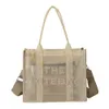 De tas voor vrouwelijke Designer Luxury tas Clear Handtassen Winkelen Roze transparante schoudertassenger Beach Handtassen Portemoes