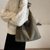 Sacs de femme Hobo Woman Couleur solide Sac de banlieue décontracté Automne et hiver vintage de grande capacité Single Single Retro Handsbags