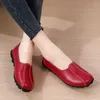 Casual Shoes Moccasins Authentic Leather Loafers Beef Tendon Soft Bottom Slip-on Pumps Flat Middle-Aged And Elderly Mom