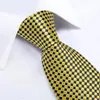 Bow Ties 2024 Luxury Yellow Black Plaid Dot Silk för män 8cm bröllopsfest brudgummar Tillbehör Lutning Handduk manschettknappar gåva