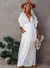 Sukienki imprezowe seksowne głębokie rękawie z dekoltem w szyku w n-nutku samozwańczy przycisk wysokiej talii z przodu otwarty 2024 Summer White Women Beachwear Maxi Q1208