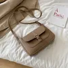 SOLDI PERCHIE 2024 Vintage Piccola casual Flatta Fasci Campo Crossbody Bag Female Ladie Satchel Elegant Clutch Borsies