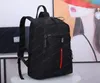 Damen wasserdichte Nylon Stoff Rucksack Großkapazität Freizeitweg Fallschirm Reißverschluss Mens Schoolbag Computertasche