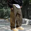 Pantaloni maschili in stile hip-hop retrò lavate in tela print leopardo con tasche traspirabili per uomini