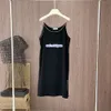 Damen T-Shirt ärmellose Frauen Tanktop-Sommer-Dreieck Emblem Tanktop-Tan-Hemd Top A-Line-Kleid-Dreieck Hängende Panel Gold Schlinge geteiltes Kleid
