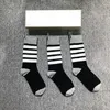 Chaussettes masculines mode hommes femmes coton rayures blanches décontractées tube moyen hip hop