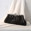 イブニングバッグ卸売サテンプリーツホーボススタイルヴィンテージデイクラッチエレガントな女性カクテルパーティーの財布とハンドバッグ