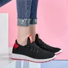 Chaussures de fitness Femmes Blancs en mailles baskets respirant plate rond Runing Femme Spring Summer Fashion Orange Green Zapatos de Mujer