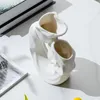 Vaser bordsskiva rumstillbehör par dekor kreativ keramisk blommor nordisk vit abstrakt arrangemang vase hem figurer levande