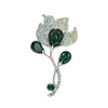 Broscher brosch för kvinnor lyxgrön zirkon calla lily kvinnor kostym lapel stift temperament smycken tillbehör gåvor