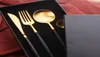 Couvoirs de cutipol de luxe avec boîte cadeau 304 en acier inoxydable Western Black Dîner Forks Sets Western Dingeware Set For Party T27495088