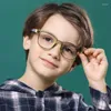 Solglasögon pojkar flickor tr90 hartglasögon ram anpassade barn myopisk hyperopia anti blått ljus med tillbehör UV400